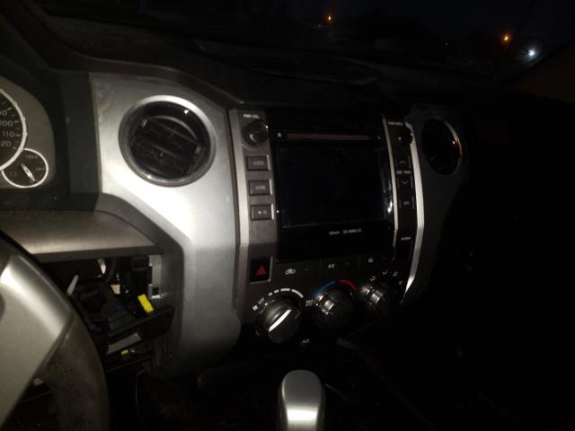 Photo 8 VIN: 5TFRY5F18FX181071 - TOYOTA TUNDRA DOU 