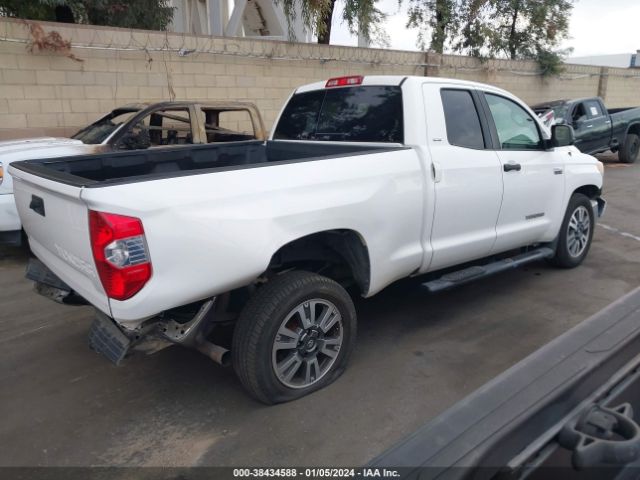 Photo 3 VIN: 5TFRY5F18FX191549 - TOYOTA TUNDRA 