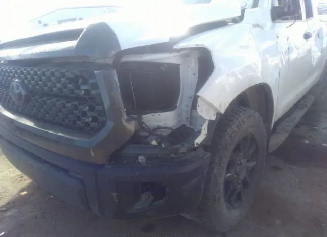 Photo 5 VIN: 5TFRY5F18LX268416 - TOYOTA TUNDRA 2WD 