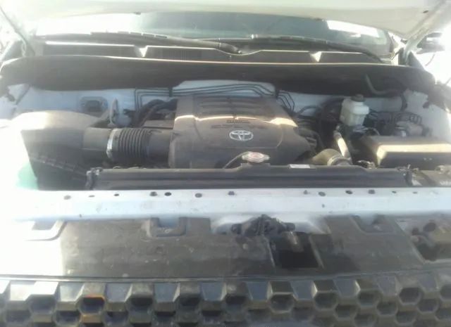 Photo 9 VIN: 5TFRY5F18LX268416 - TOYOTA TUNDRA 2WD 