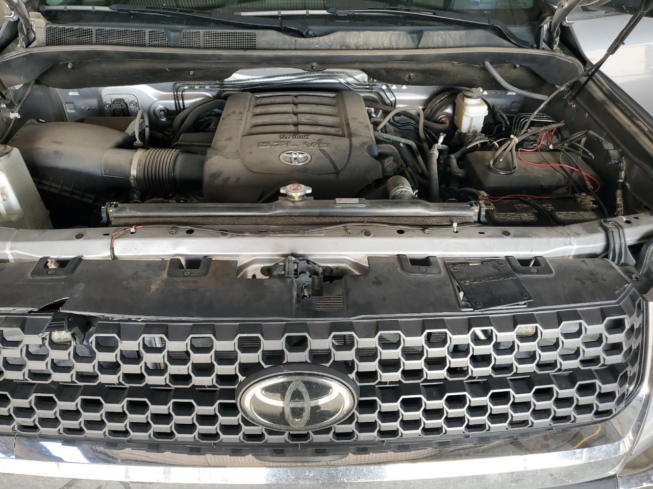 Photo 10 VIN: 5TFRY5F18MX294502 - TOYOTA TUNDRA 