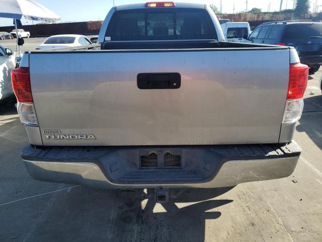 Photo 5 VIN: 5TFRY5F19AX083952 - TOYOTA TUNDRA DOU 