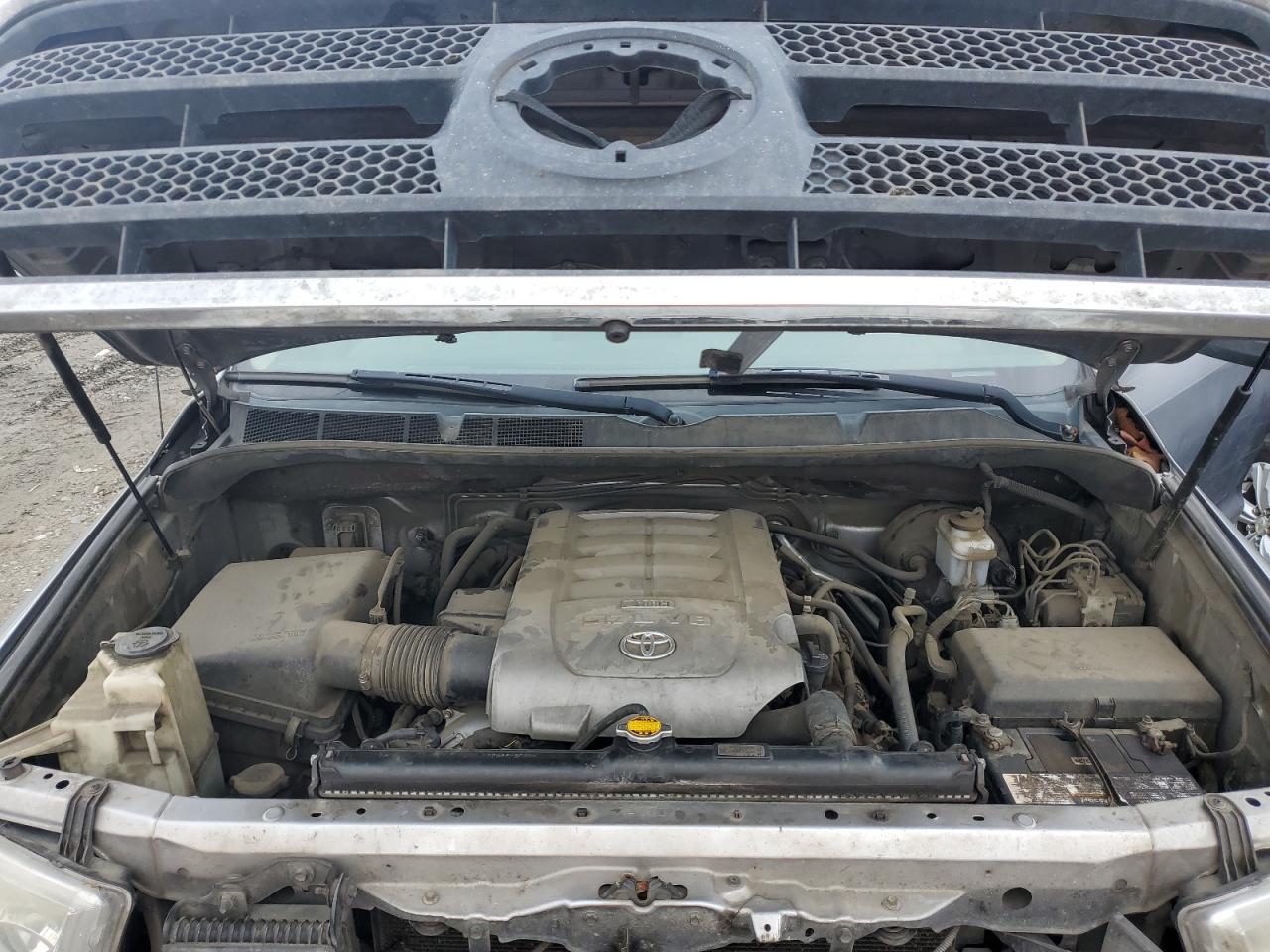 Photo 10 VIN: 5TFRY5F19AX084888 - TOYOTA TUNDRA 