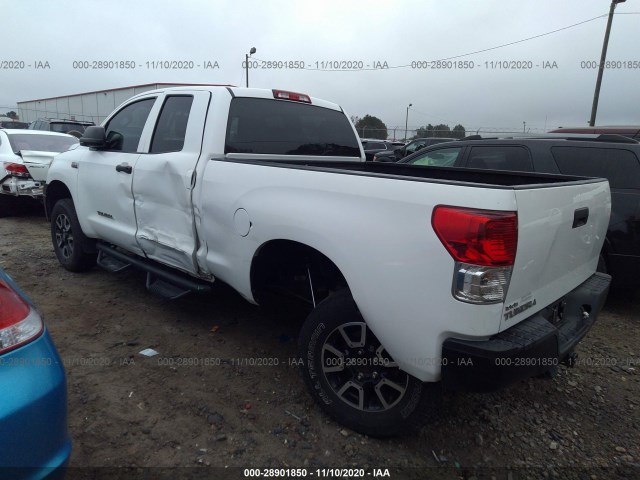 Photo 2 VIN: 5TFRY5F19AX097429 - TOYOTA TUNDRA 2WD TRUCK 