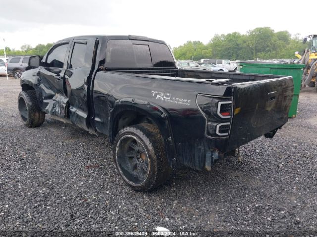 Photo 2 VIN: 5TFRY5F19BX100167 - TOYOTA TUNDRA 