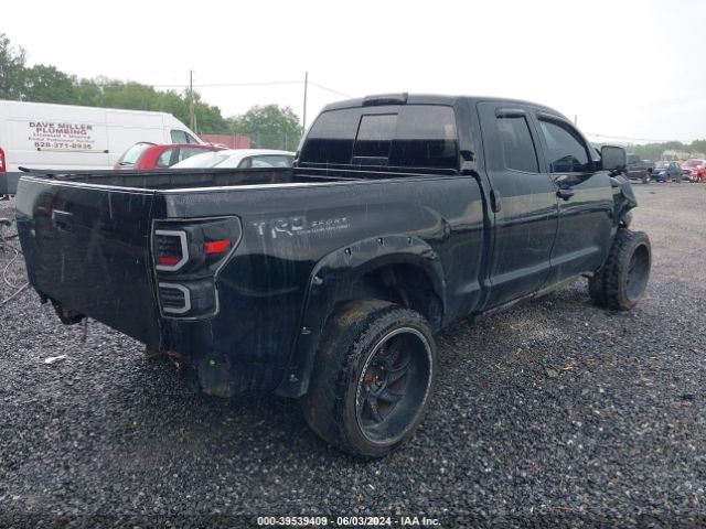 Photo 3 VIN: 5TFRY5F19BX100167 - TOYOTA TUNDRA 