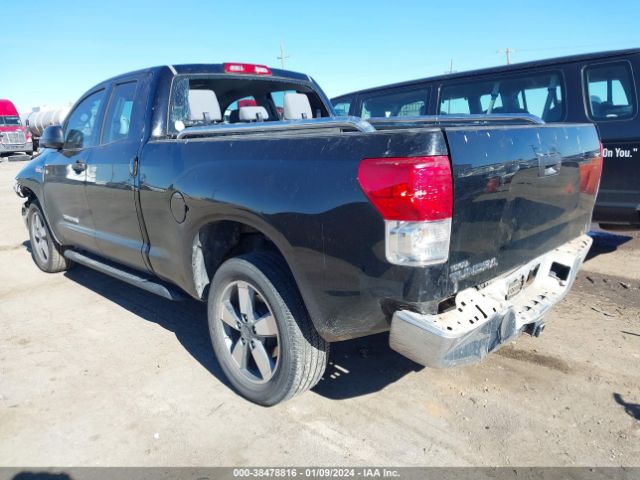 Photo 2 VIN: 5TFRY5F19BX104459 - TOYOTA TUNDRA 