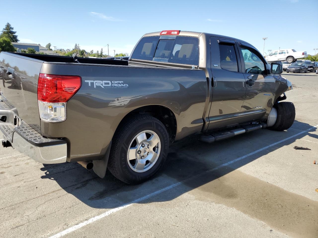 Photo 2 VIN: 5TFRY5F19BX104543 - TOYOTA TUNDRA 