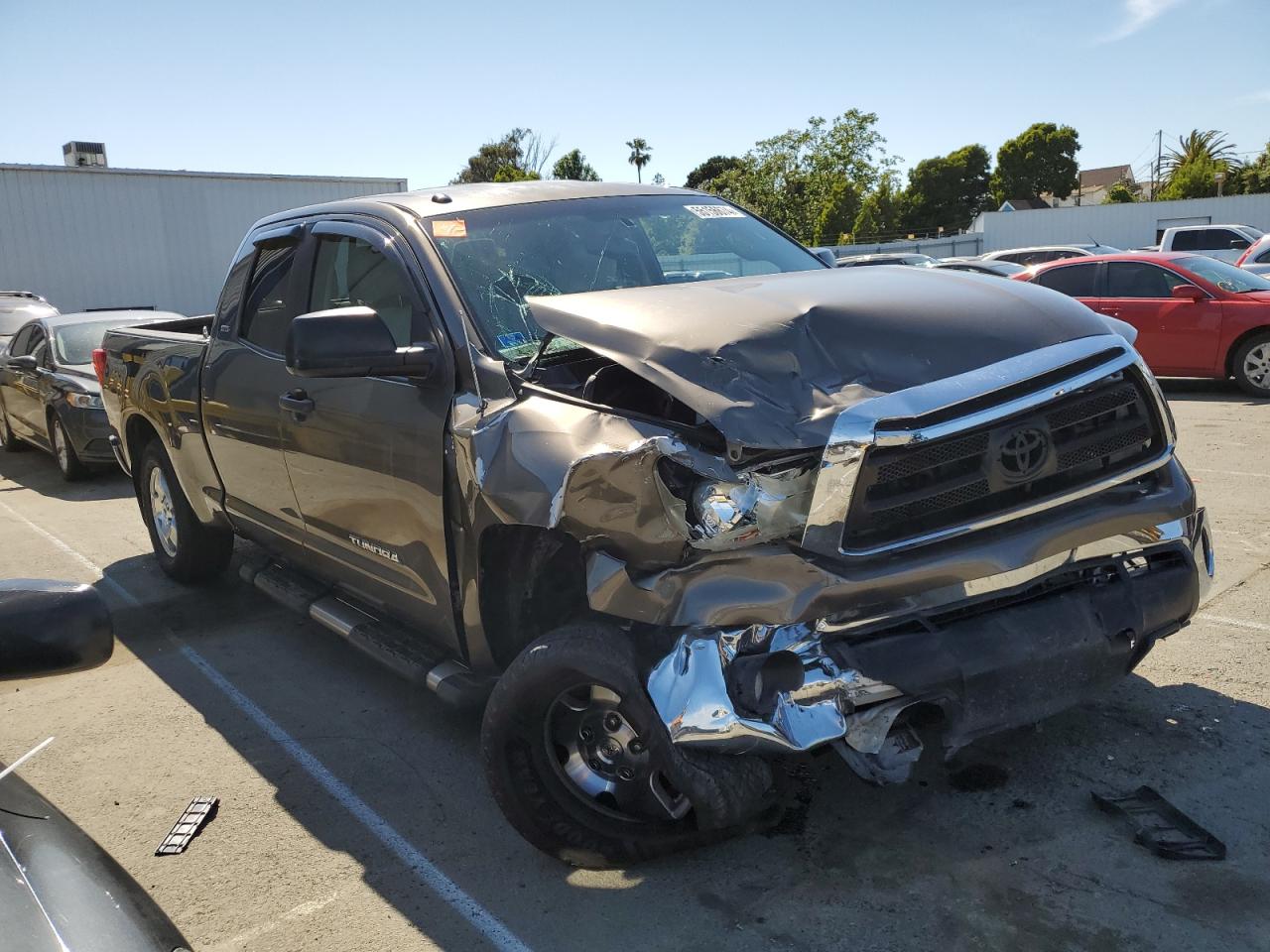 Photo 3 VIN: 5TFRY5F19BX104543 - TOYOTA TUNDRA 