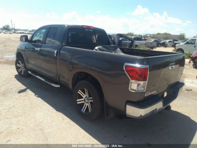 Photo 2 VIN: 5TFRY5F19CX130772 - TOYOTA TUNDRA 2WD TRUCK 