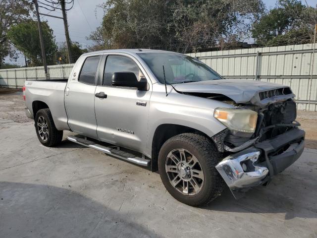 Photo 3 VIN: 5TFRY5F19EX154279 - TOYOTA TUNDRA DOU 