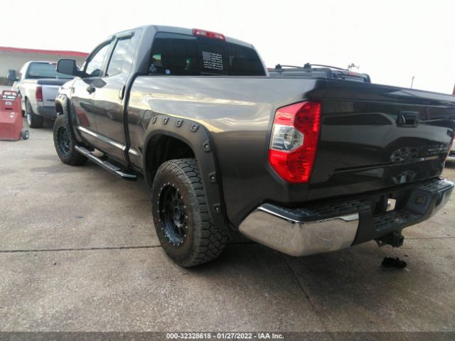 Photo 2 VIN: 5TFRY5F19FX178311 - TOYOTA TUNDRA 2WD TRUCK 