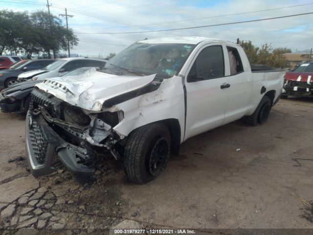 Photo 1 VIN: 5TFRY5F19LX268070 - TOYOTA TUNDRA 2WD 