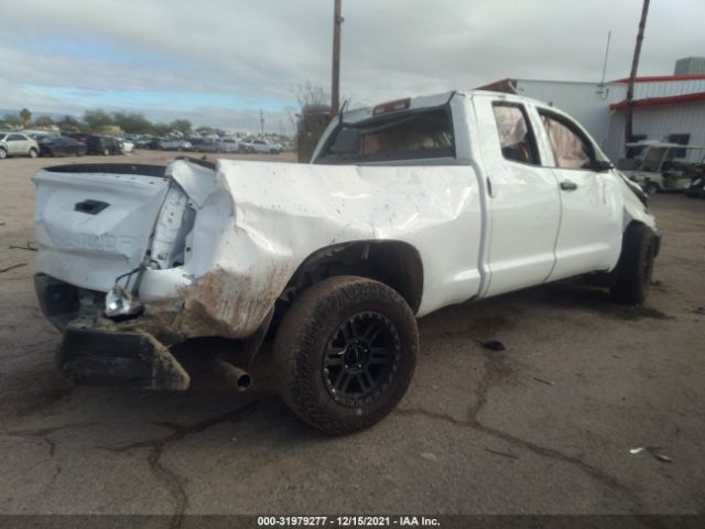 Photo 3 VIN: 5TFRY5F19LX268070 - TOYOTA TUNDRA 2WD 