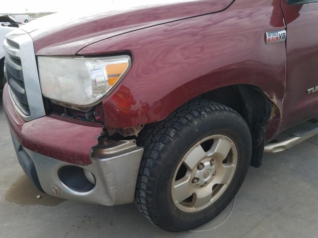 Photo 8 VIN: 5TFRY5F1XAX074547 - TOYOTA TUNDRA DOU 