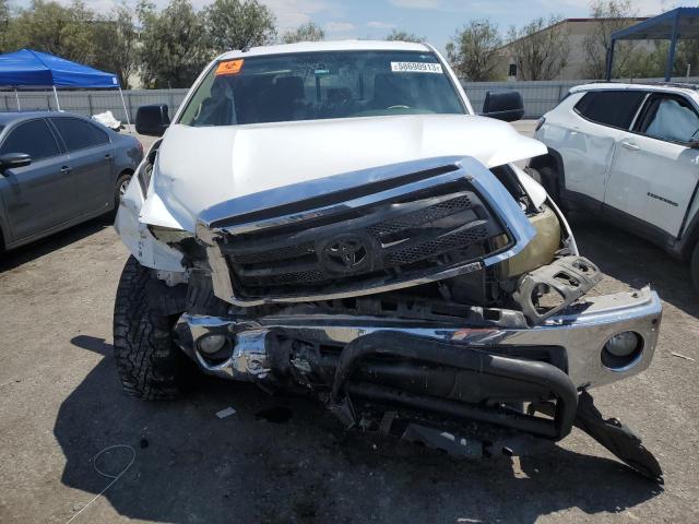 Photo 4 VIN: 5TFRY5F1XAX088545 - TOYOTA TUNDRA DOU 