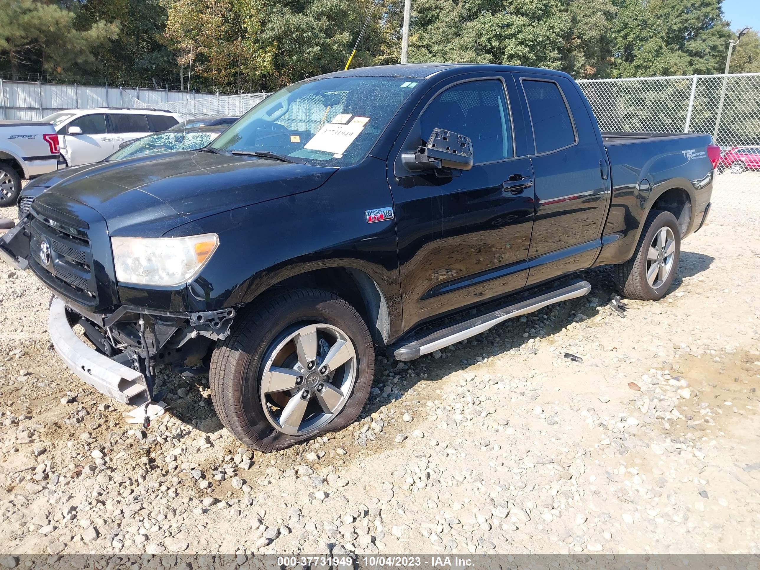 Photo 1 VIN: 5TFRY5F1XBX099367 - TOYOTA TUNDRA 