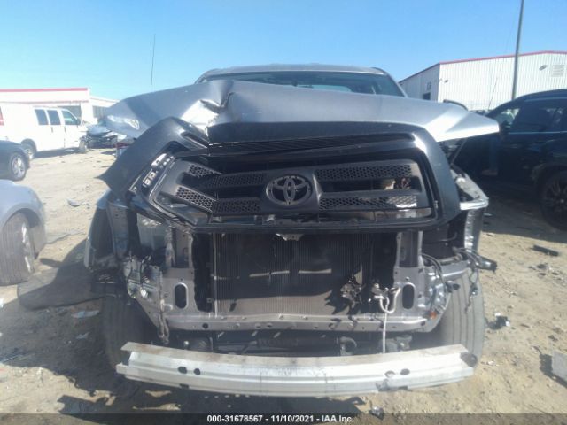 Photo 5 VIN: 5TFRY5F1XCX123653 - TOYOTA TUNDRA 2WD TRUCK 