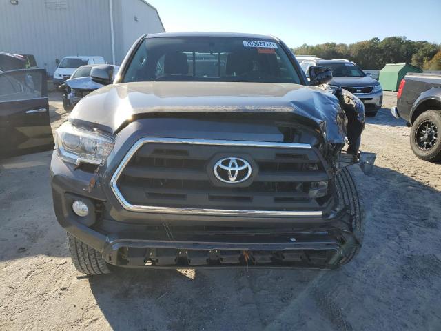 Photo 4 VIN: 5TFRZ5CN0GX014452 - TOYOTA TACOMA 