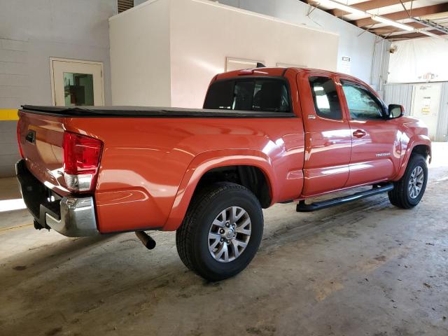 Photo 2 VIN: 5TFRZ5CN7HX029239 - TOYOTA TACOMA 