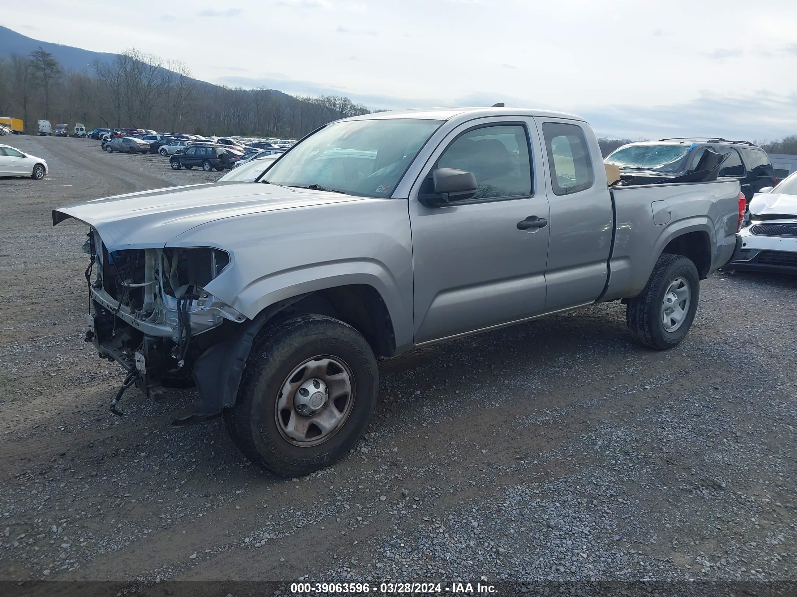 Photo 1 VIN: 5TFSX5EN2JX059792 - TOYOTA TACOMA 