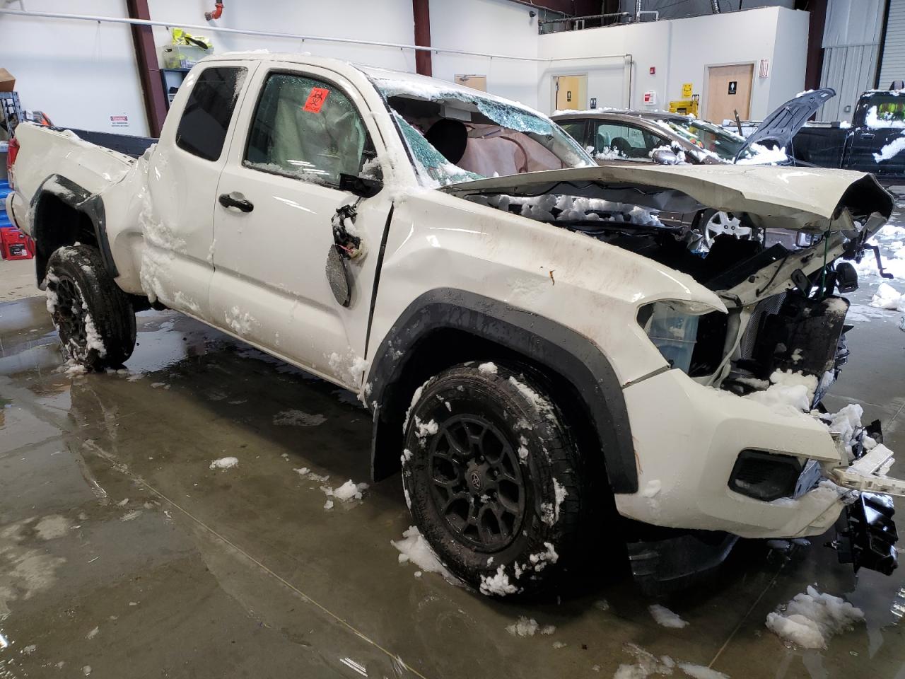 Photo 3 VIN: 5TFSX5EN5KX066690 - TOYOTA TACOMA 