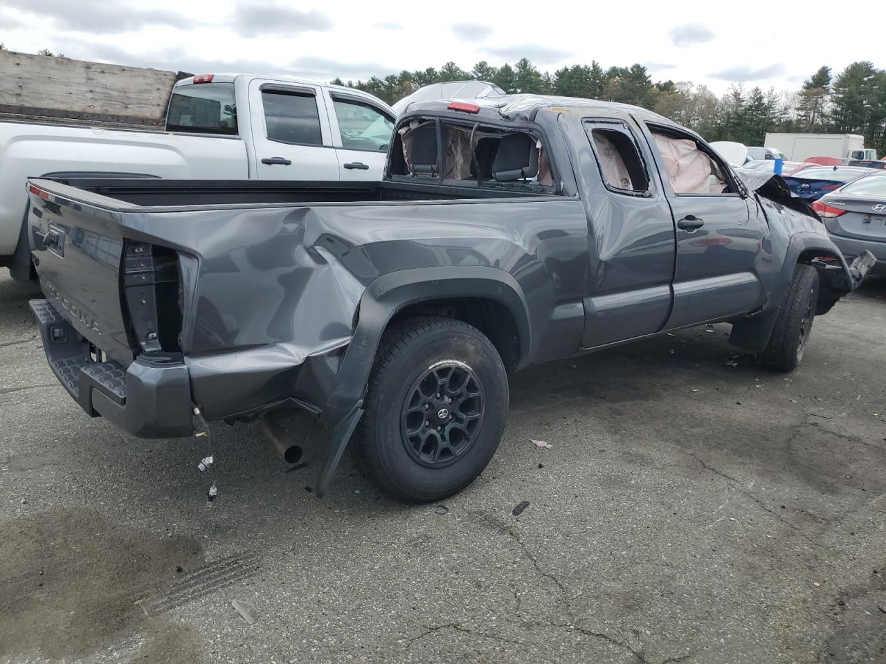 Photo 2 VIN: 5TFSX5EN8KX064660 - TOYOTA TACOMA 