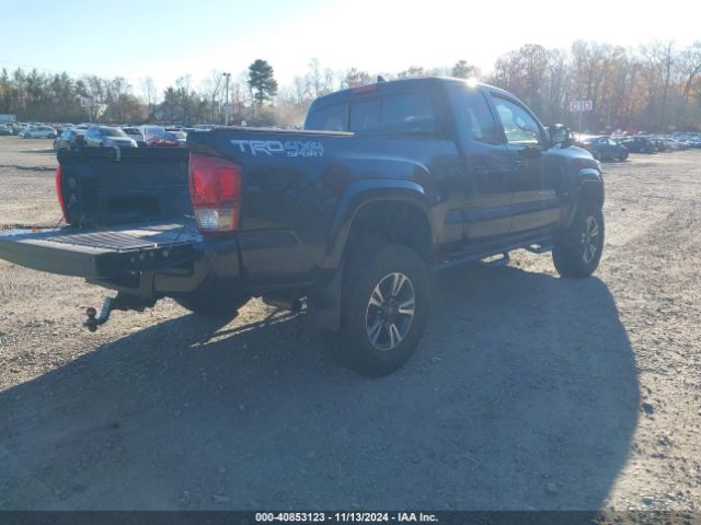 Photo 3 VIN: 5TFSZ5AN0GX011569 - TOYOTA TACOMA 