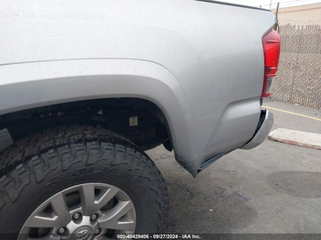 Photo 5 VIN: 5TFSZ5AN0JX129919 - TOYOTA TACOMA 