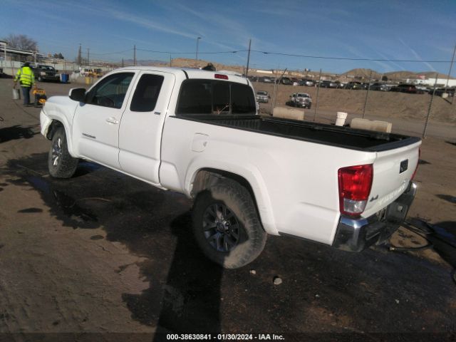 Photo 2 VIN: 5TFSZ5AN1HX055209 - TOYOTA TACOMA 