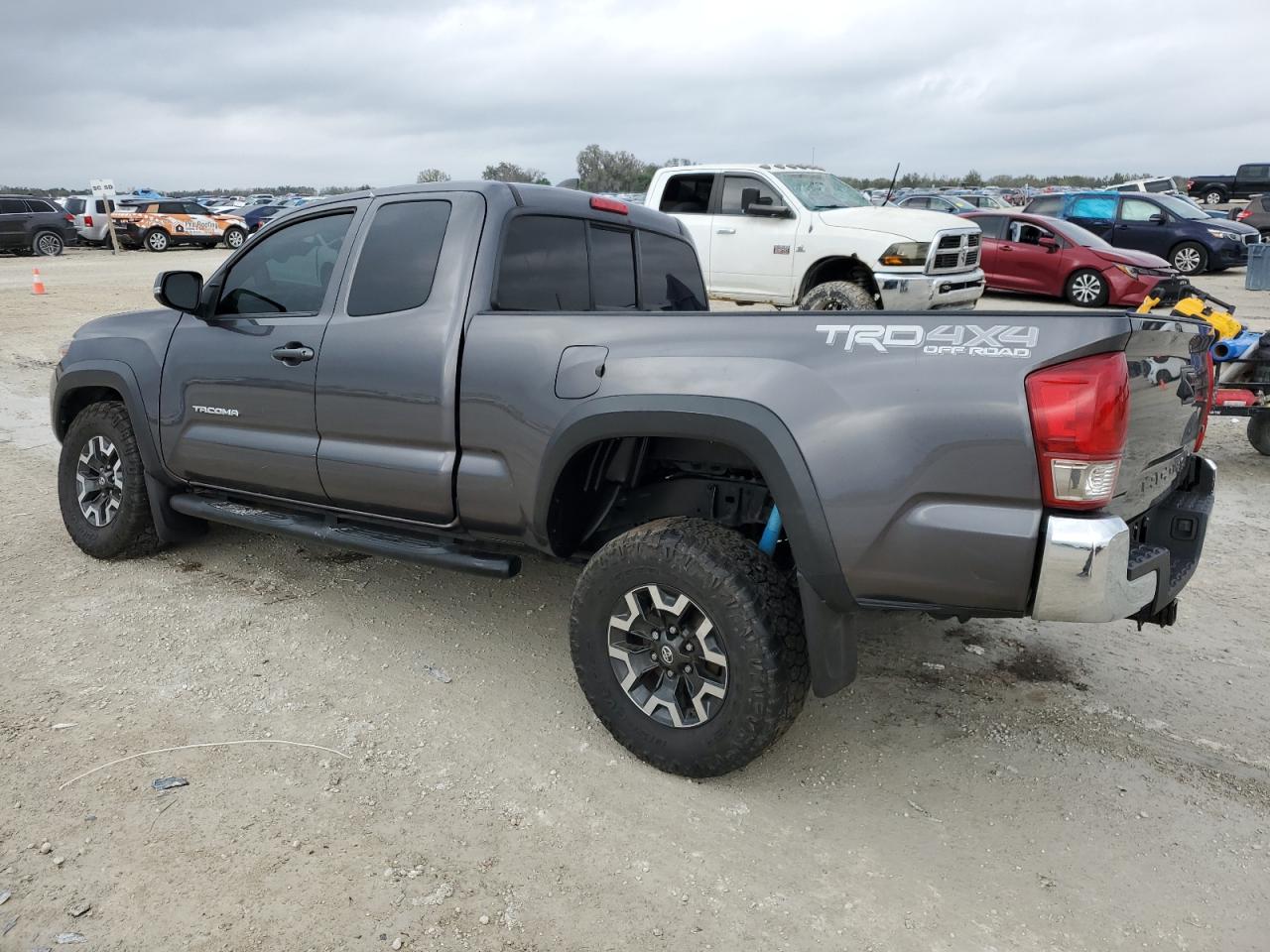 Photo 1 VIN: 5TFSZ5AN1HX055291 - TOYOTA TACOMA 