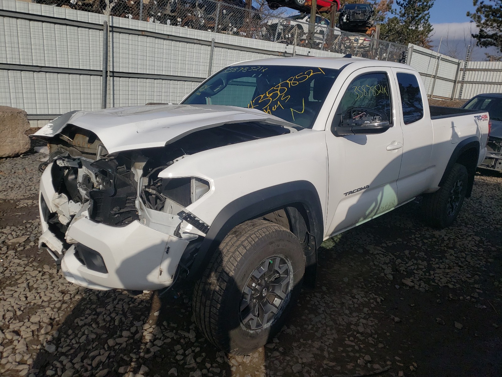 Photo 1 VIN: 5TFSZ5AN1HX103825 - TOYOTA TACOMA ACC 