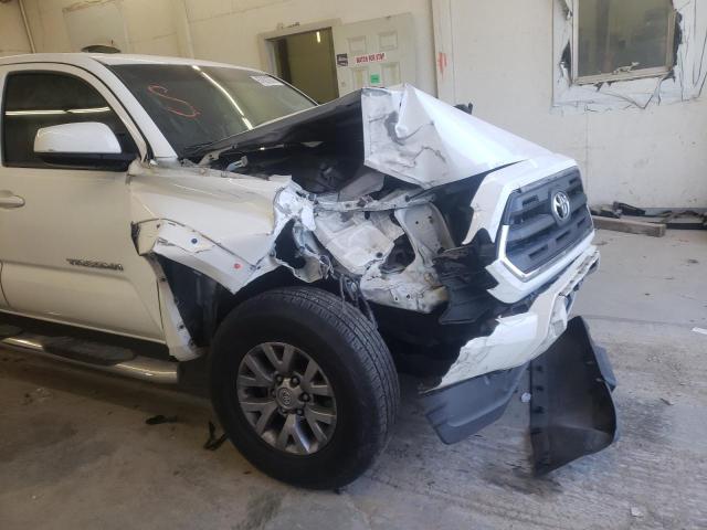 Photo 8 VIN: 5TFSZ5AN2HX069376 - TOYOTA TACOMA ACC 