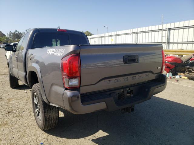 Photo 2 VIN: 5TFSZ5AN2JX161884 - TOYOTA TACOMA ACC 