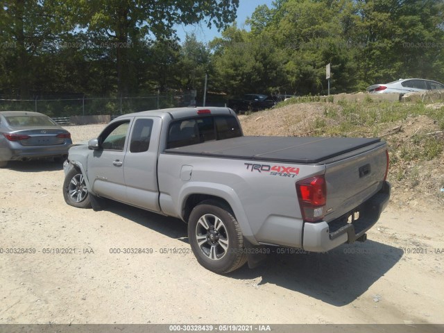 Photo 2 VIN: 5TFSZ5AN2KX186284 - TOYOTA TACOMA 4WD 