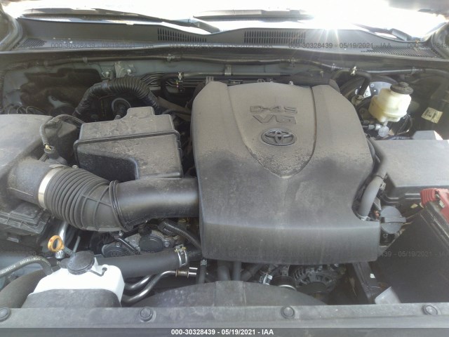 Photo 9 VIN: 5TFSZ5AN2KX186284 - TOYOTA TACOMA 4WD 