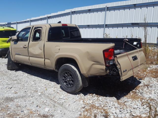 Photo 2 VIN: 5TFSZ5AN3JX140445 - TOYOTA TACOMA 