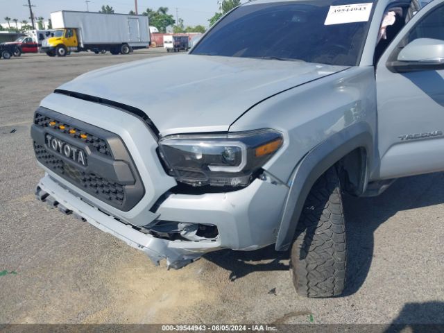 Photo 5 VIN: 5TFSZ5AN5JX153262 - TOYOTA TACOMA 