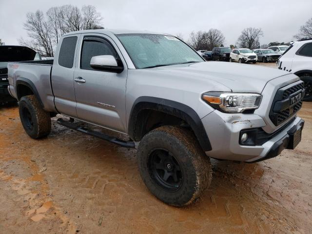 Photo 3 VIN: 5TFSZ5AN6JX164870 - TOYOTA TACOMA ACC 