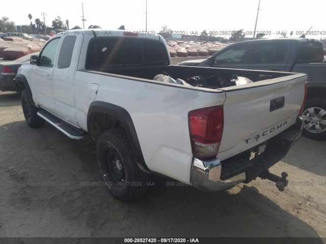 Photo 2 VIN: 5TFSZ5AN7GX041944 - TOYOTA TACOMA 