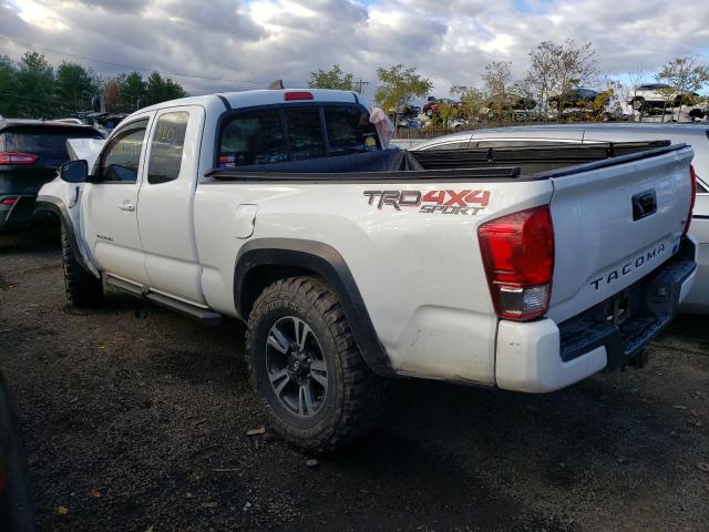 Photo 2 VIN: 5TFSZ5AN7HX070944 - TOYOTA TACOMA ACC 