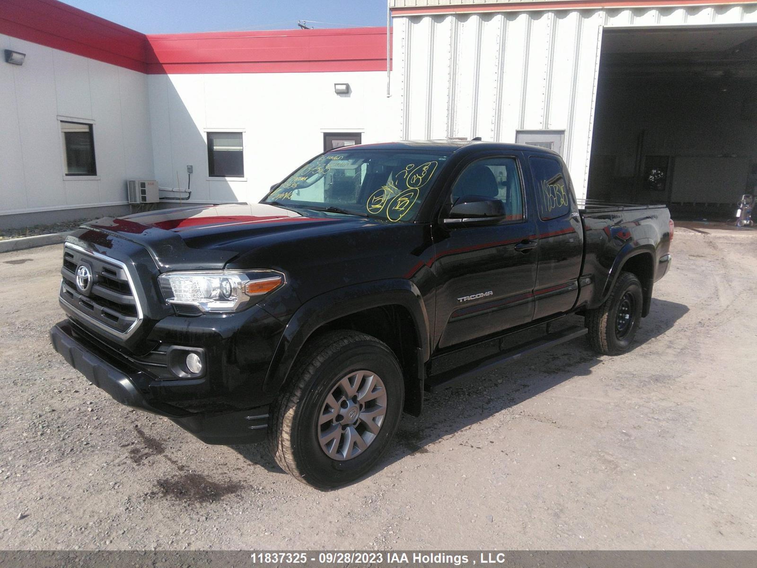 Photo 1 VIN: 5TFSZ5AN8GX037305 - TOYOTA TACOMA 