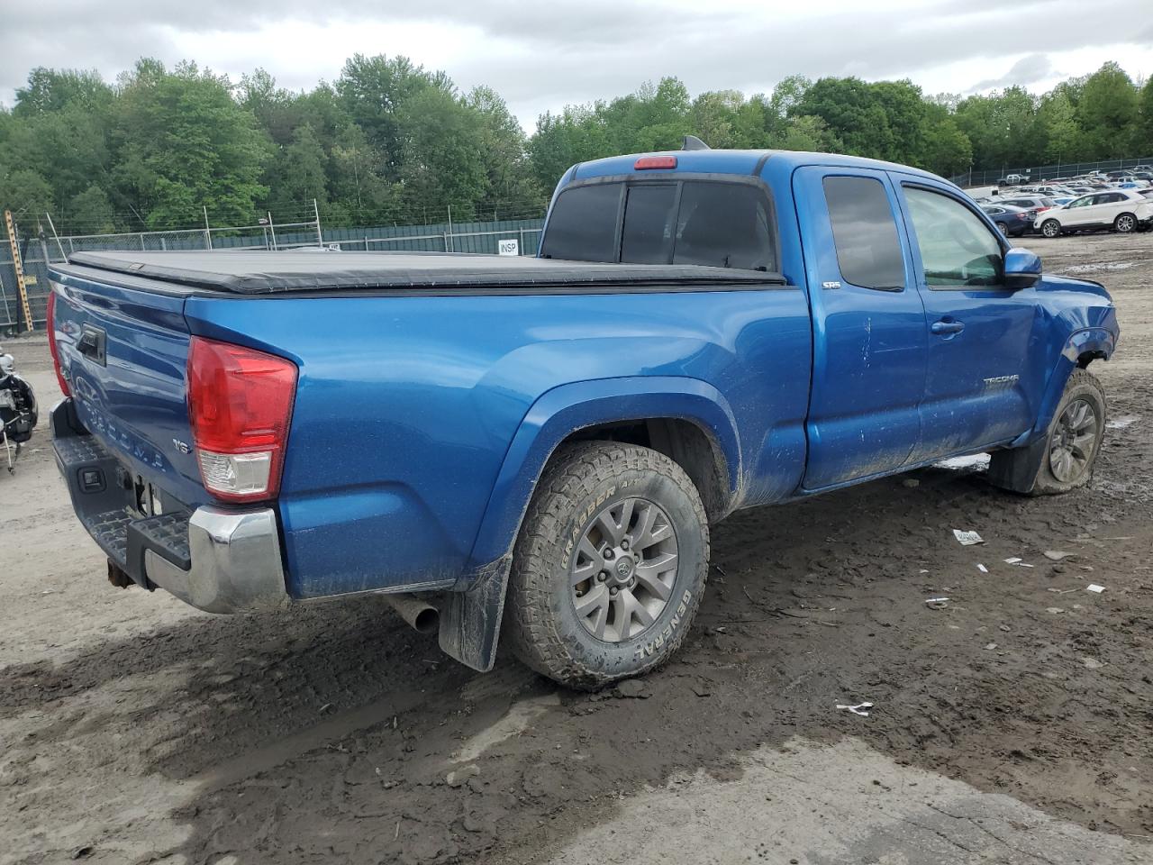 Photo 2 VIN: 5TFSZ5AN9GX007567 - TOYOTA TACOMA 