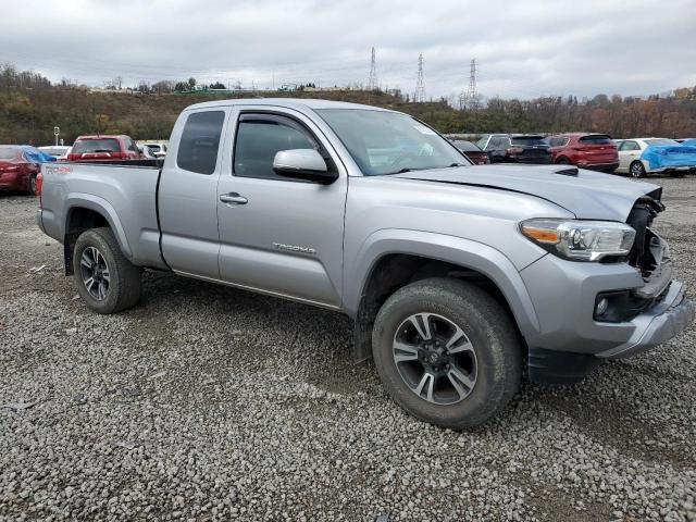 Photo 3 VIN: 5TFSZ5AN9HX115429 - TOYOTA TACOMA 