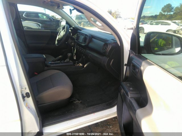 Photo 4 VIN: 5TFSZ5ANXKX168051 - TOYOTA TACOMA 4WD 