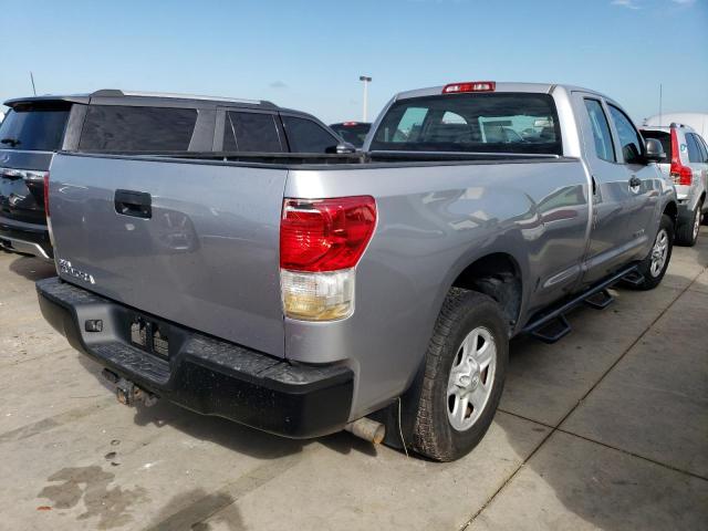 Photo 3 VIN: 5TFTM5F13AX001084 - TOYOTA TUNDRA DOU 