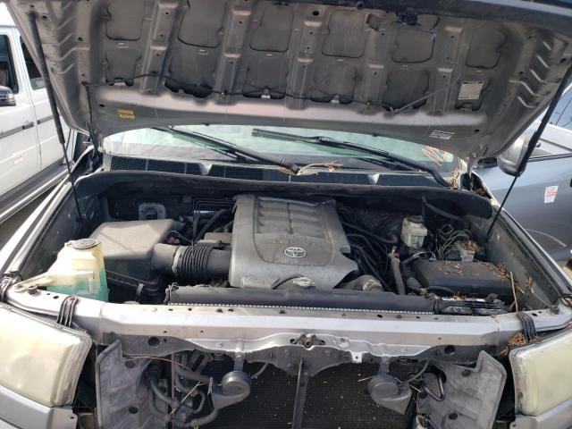 Photo 6 VIN: 5TFTM5F13AX001084 - TOYOTA TUNDRA DOU 