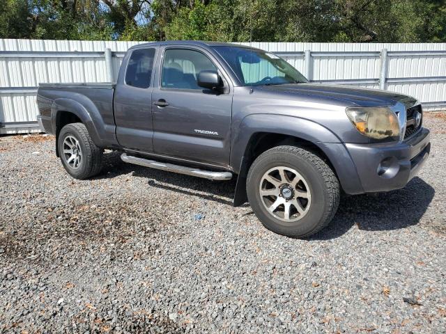 Photo 3 VIN: 5TFTU4GN2BX012199 - TOYOTA TACOMA PRE 