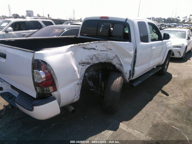 Photo 3 VIN: 5TFTU4GN2DX049773 - TOYOTA TACOMA 