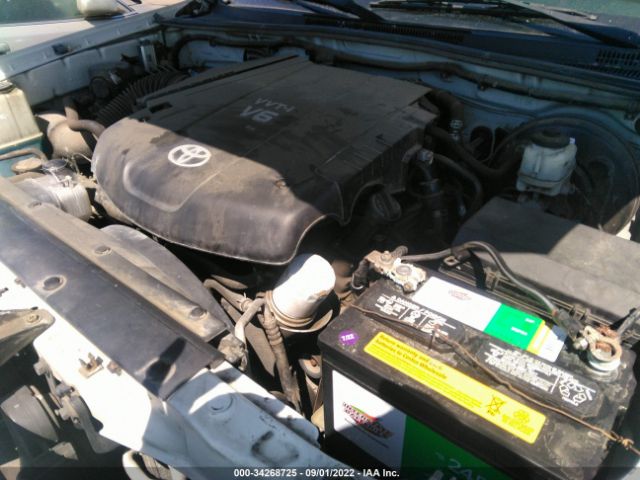 Photo 9 VIN: 5TFTU4GN2DX049773 - TOYOTA TACOMA 